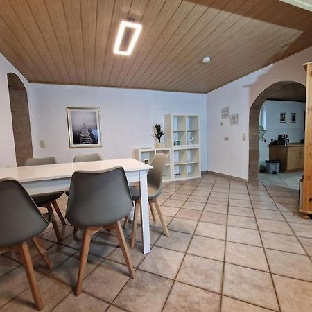 Grosszuegige Ferienwohnung 4+1 P. Büttelborn Extérieur photo